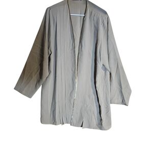 Elegant Gray Women's Cardigan